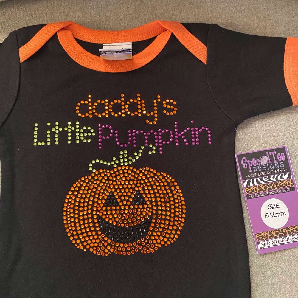 Baby bodysuit Daddy's little pumpkin embellished 100% cotton Halloween 6… - Picture 7 of 7